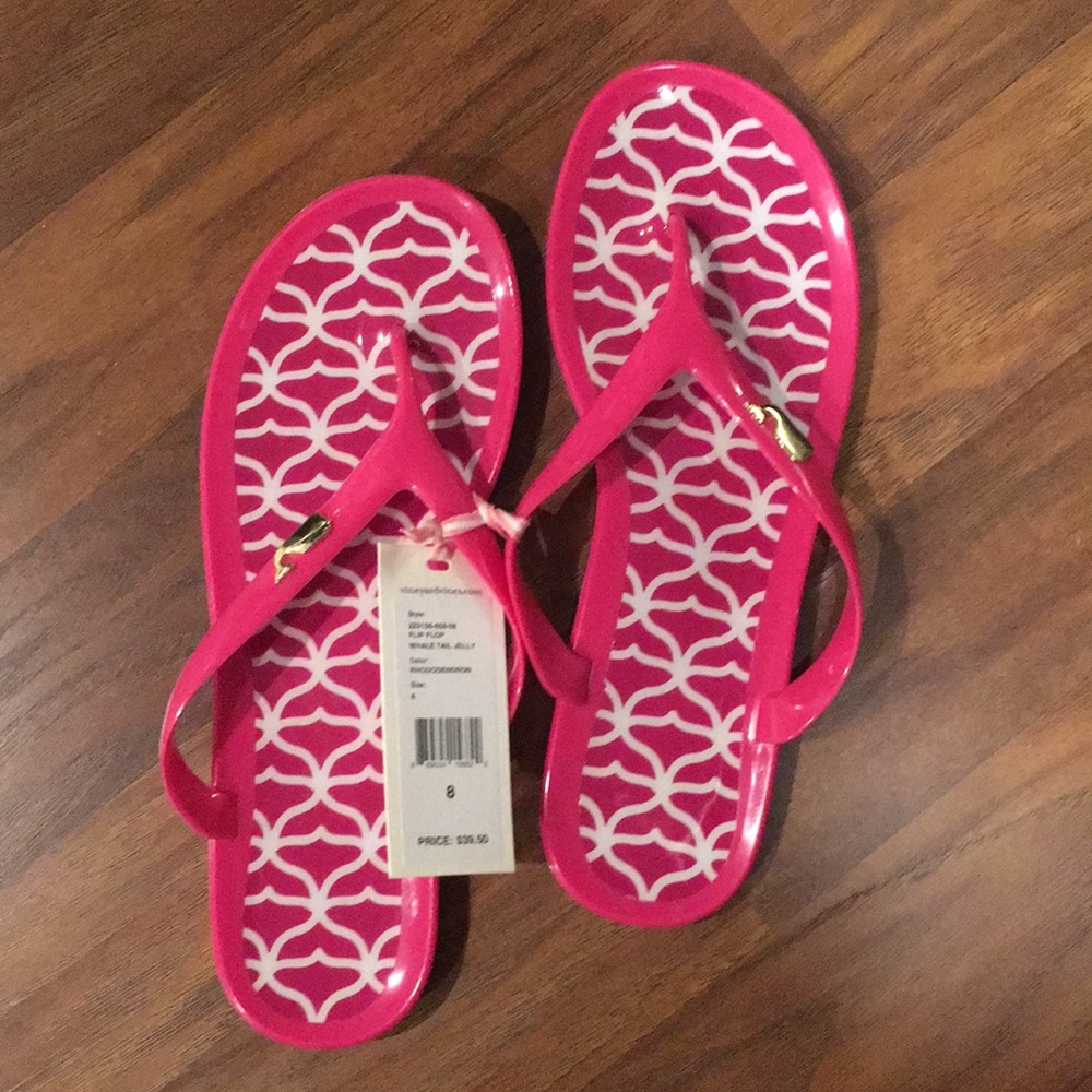 Vineyard Vines flip flops